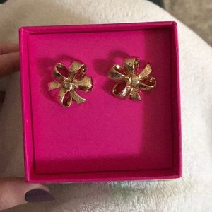 Lilly earrings